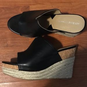 Adrienne Vittadini Black Wedge Shoes Size 10